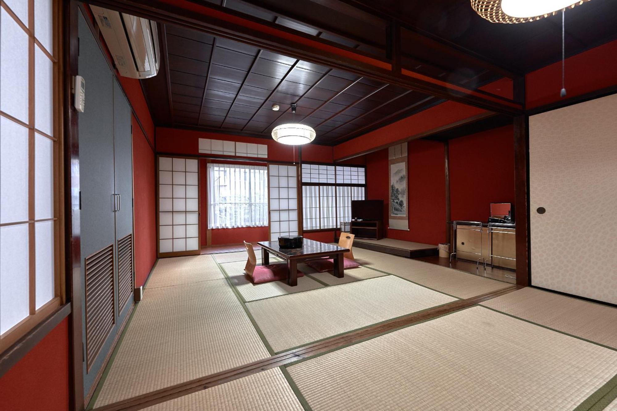 Ryokan Yamamuro Kanazawa Quarto foto